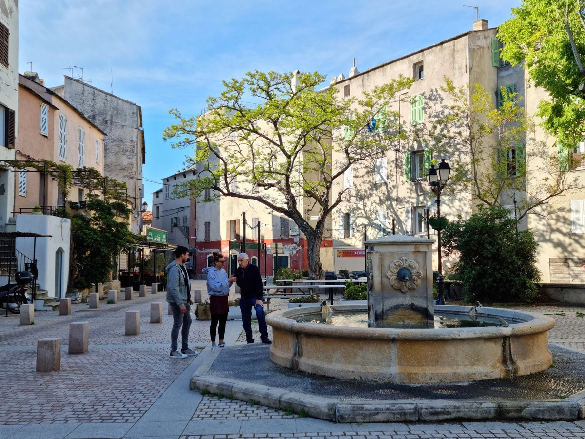 Tournage Place Doria (2)