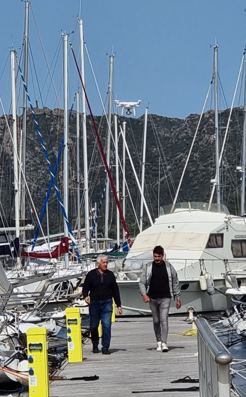 Tournage port vue de drone (3)
